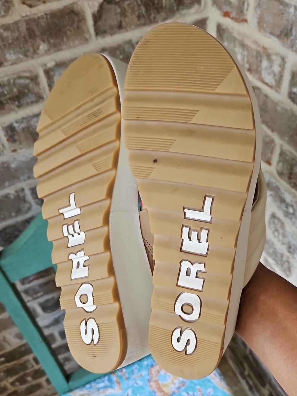 Sorel Women's Honey Beige Cameron Platform Crisscross Puff Platform Sandals - Picture 7 of 7
